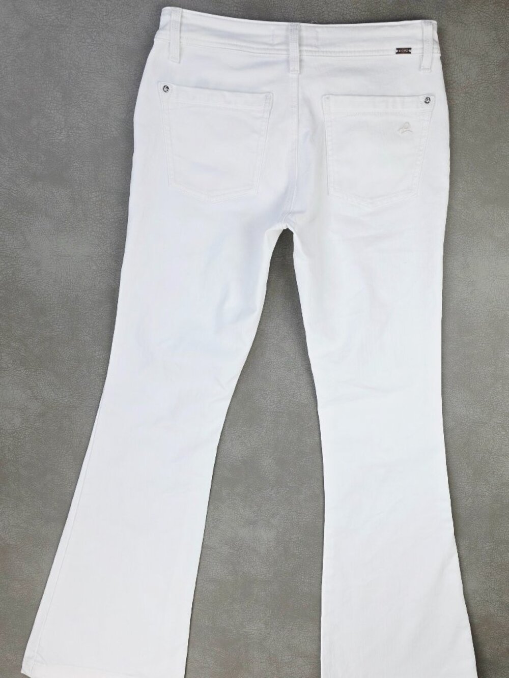 DL1961 Joy Flare Womens size 27X33 White Smart Denim American Cotton Jeans